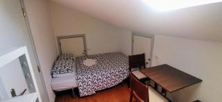 Quarto privado 5 - - 5