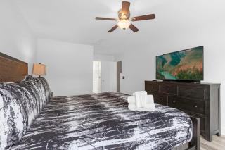 Sunny Oasis Home with Pool - Kissimmee - 9