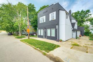 Walkable Barberton Apartment 9 Mi to Akron! - Barberton - 9