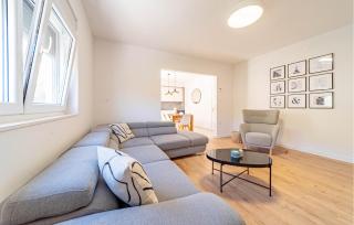 3 Bedroom Awesome Home In Blato - Blato - 7