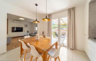 3 Bedroom Awesome Home In Blato - Blato - 5