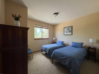 Comfortable and Convenient Truckee Condo - 1