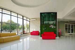 La VIVA Hotel - Buriram - 7