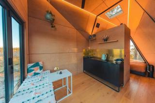 Romantic luxury tiny home in an idyllic setting - Glenquarry - 2