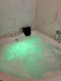 Apartman Mont, Lux & Jacuzzi - Jahorina - 1