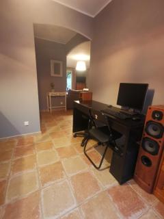 T2 indépendant terrasse et piscine au calme Var sud de la France - 9