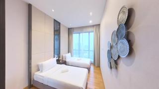 Dorsett Infinity Pool KL - 4