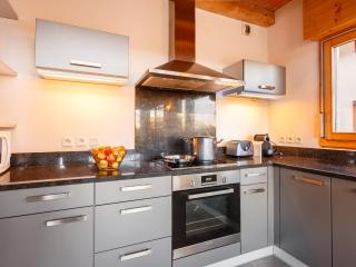 Chalet individuel 12 pers. à Montgésin, calme, proche pistes, parking dispo - FR-1-755-20 - Aime-la-Plagne - 8