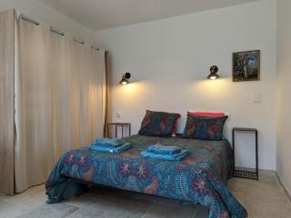 Studio moderne avec terrasse, parking et WIFI - FR-1-653-262 - Baignes-Sainte-Radegonde - 4