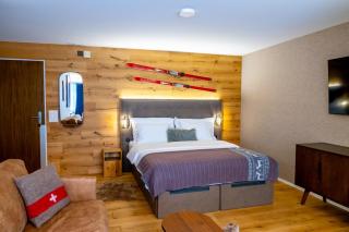 Wunderstay Alpine 303 New Studio with Lake & Mountain View - 3