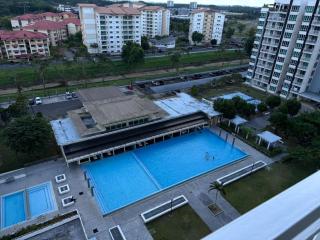 Sandakan Spacious and Comfortable Pool View Condo - Sandakan - 0