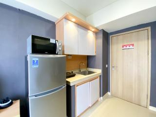 Tranquil Designed 2BR at Meikarta Apartment By Travelio - Bekasi - 1