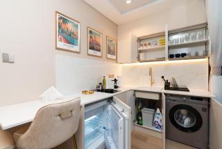 Upgraded Designer-crafted Studio in JVC with Massive Terrace - Dubai - 5