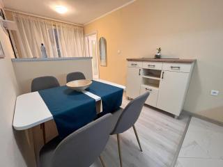 Cozy apartment near city center - 0