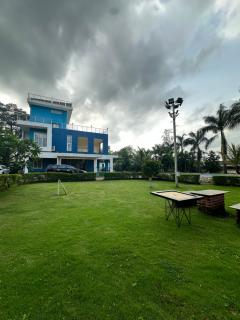 Mount farm - karjat big 5bhk - Dhamni - 2