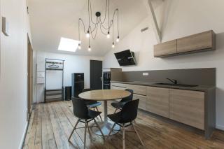 Appartement spacieux et lumineux avec climatisation et belle hauteur sous plafond - Halle 2EME - Castillon-la-Bataille - 4