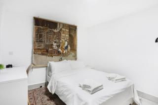 Spacious 2 Bedroom Flat near Hyde Park by BeiRoom - Londra - 6