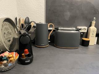 City Apartment Messe Zentral PS4 Workspace - Frankfurt am Main - 3