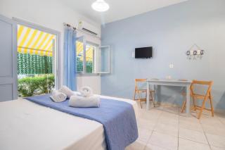 SeaBreeze Studios on the Beach - Agia Pelagia - 5