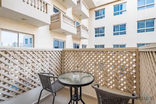 Charming Studio in Hanover Square, Jumeirah Village Circle by Deluxe Holiday Homes - Dubai - 9