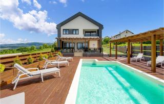 Lovely Home In Udbina With Sauna - Udbina - 9