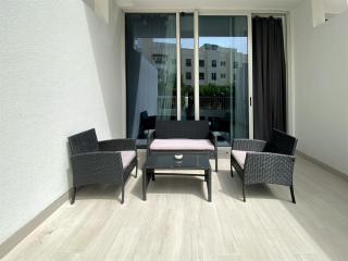 Wanderlust Whisk away Studio with Huge Balcony in JVC - Dubai - 7