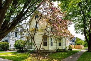 Sunnyside Cottage home - Fairport - 3