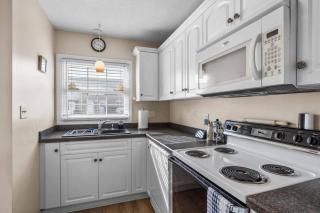 Dreamy Vacation Smart-Home by the Beach home - Pine Knoll Shores - 8