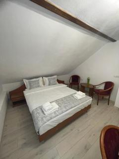 Cabana Cascada Lotrisor - Călimăneşti - 4