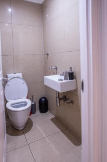 Stay at The Point - Deciduous Dusk - Durban - 1