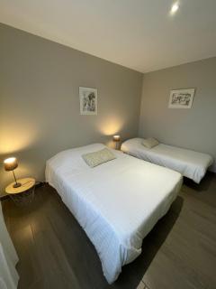 Maison avec Piscine intérieure privée sans vis à vis chauffée toute l année - 1