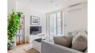 Modern 1BD Flat w Balcony Heart of Brixton - Londra - 2