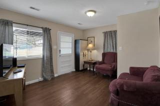 2-Bedroom Pet-Friendly Apartment in East Knoxville - 5