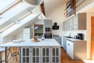 Stylish 2-level apartment near the National Theatre - Prague - 1