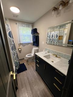 Hillside country cabin - Lancaster - 8