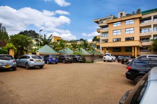 Roswam Hotel - Keruguya - 6