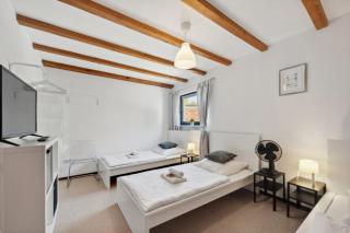 ANDRISS - Travel & Work - 5 BR - Kitchen - Parking - Kaiserslautern - 1