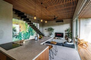 Walk To The Beach Rooftop Ocean View Lux Villa - Canggu - 4