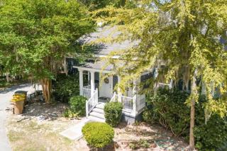 2BR Chic Duplex - Firepit - Perfect for Travel - Savannah - 3