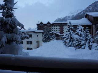 Studio rénové avec balcon, parking et proche pistes à Val-d'Isère - FR-1-694-287 - Val dʼIsère - 2
