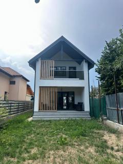 Vilă deosebită in Șerbănesti, Bacău pentru închiriere pe termen scurt sau mediu - 6