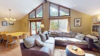 Dean Hill Chalet Brought to you by GetAway Vacations - Killington - 8