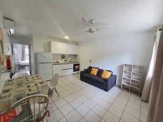 1 bedroom apartment near Mulletbay beach - 4