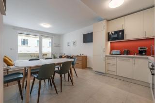 Big condo with garage & balcony & AC & lift - 4