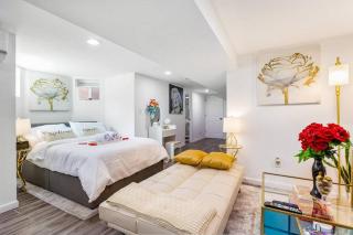 Luxury Suite by Prudential Ctr & 7min to EWR Airpt - 7