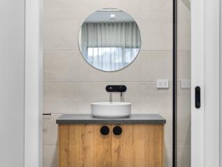 Central brand new studio - Beechworth - 3