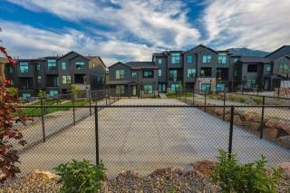 Snow Canyon Lodge with Resort Amenities - Morgan - 4
