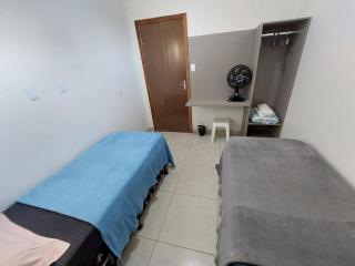 Quarto Solteiros Amigos - Queen's Hotel - Formosa - 9