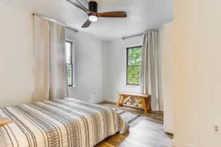 Private Island Getaway in Roanoke Rapids with Grill! - Roanoke Rapids - 1