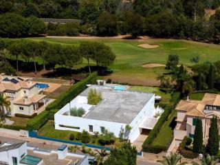 Laguna 25 House - Privat Pool & Games Room & Gym & Jacuzzi - 5